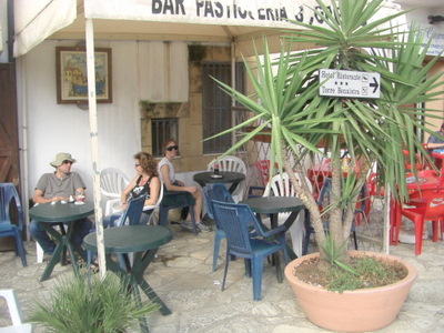 Lunch at the local Scopella bar.